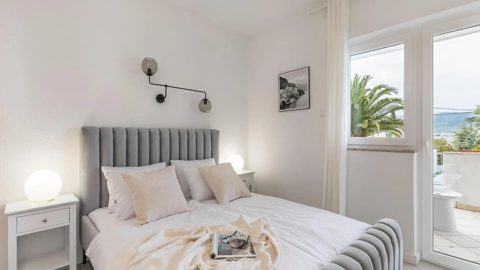Modern Apartment In Slatine With Terrace Trogir