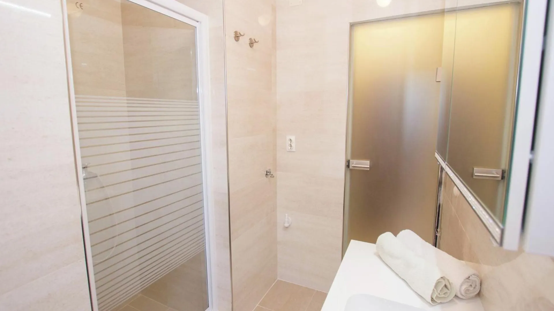 Modern Apartment In Slatine With Terrace Trogir Kroatien