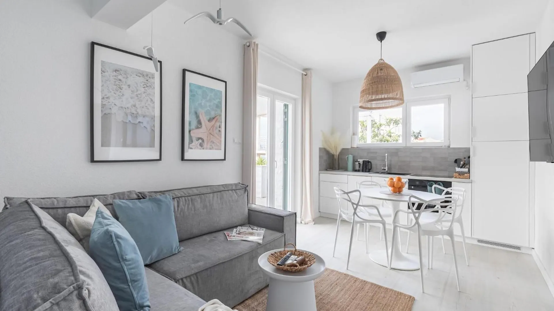 Modern Apartment In Slatine With Terrace Trogir
