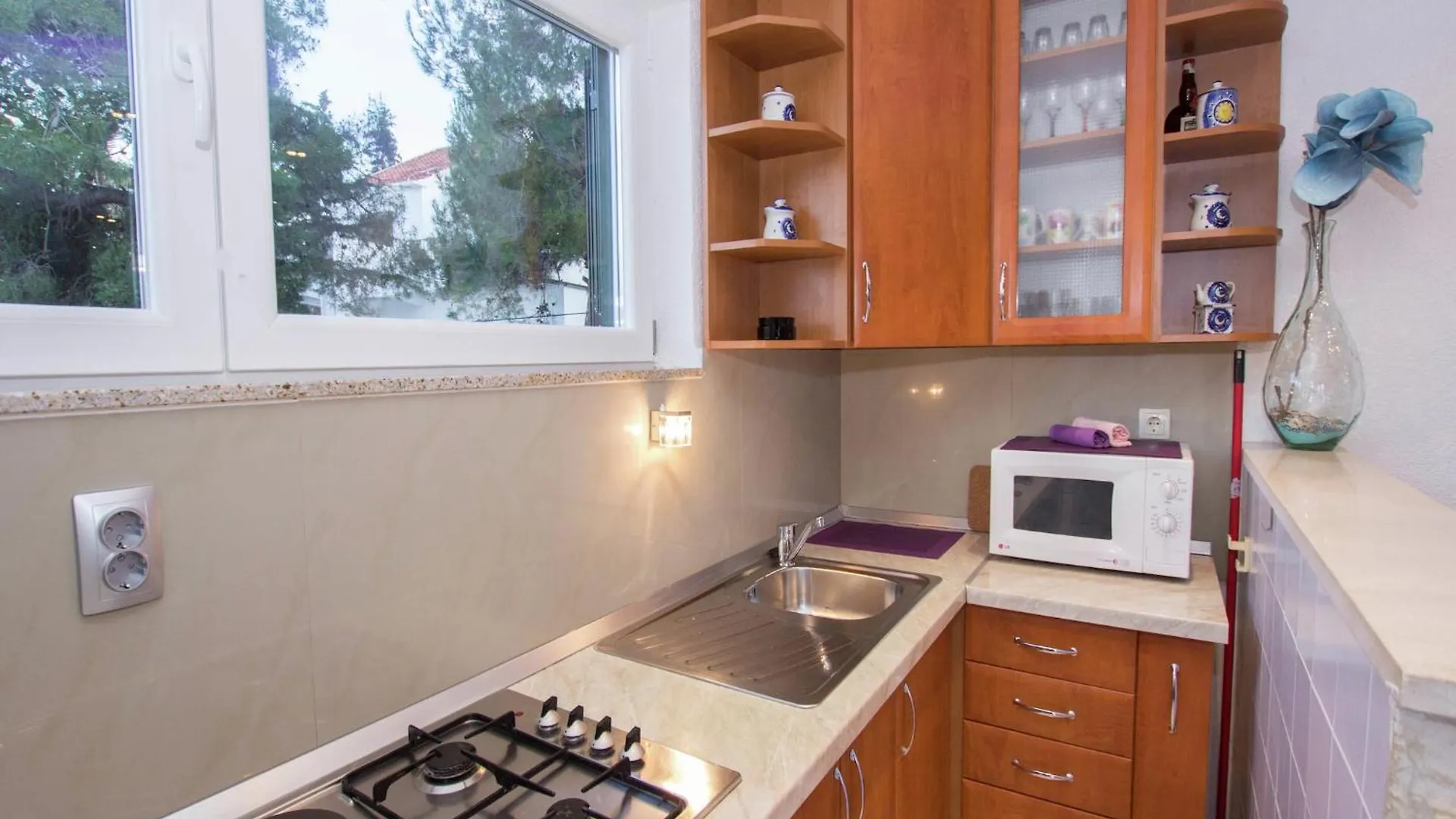 Modern Apartment In Slatine With Terrace Trogir 0*,  Kroatien