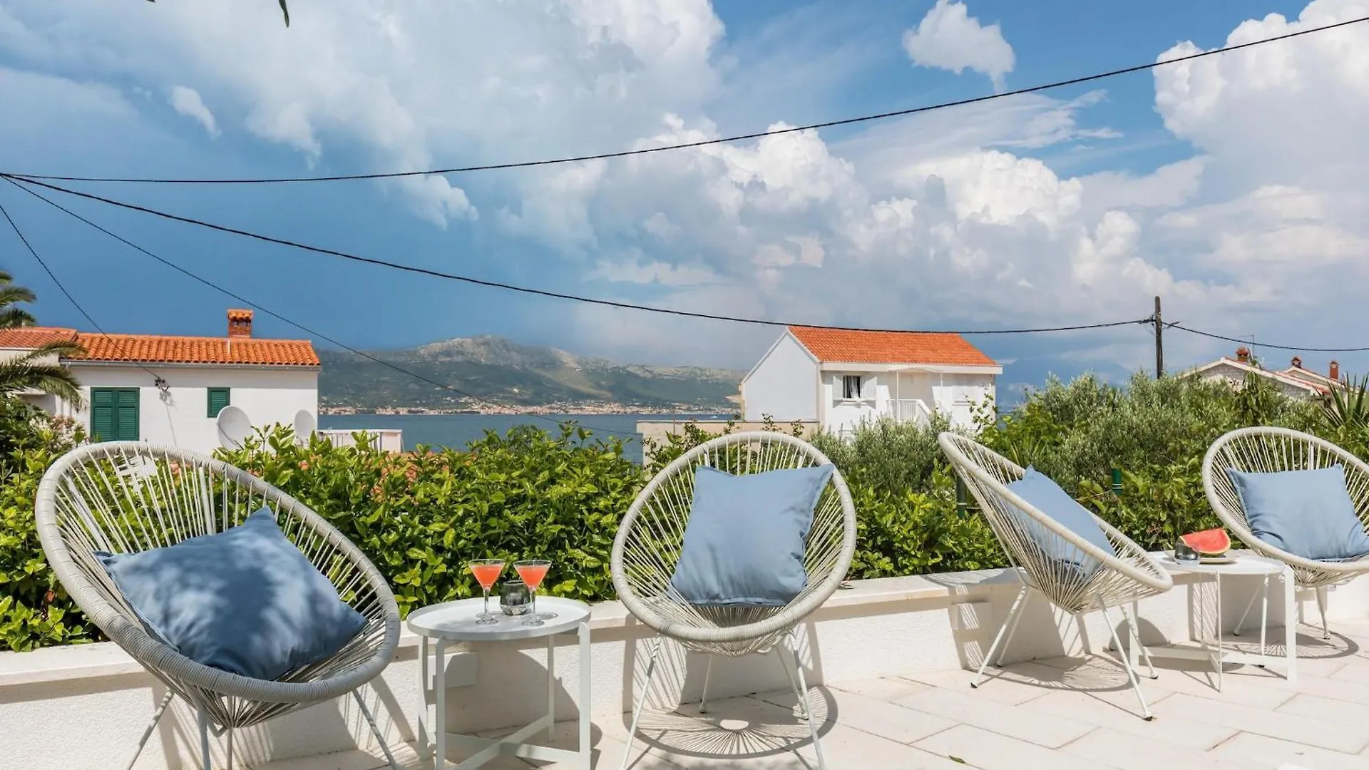 Modern Apartment In Slatine With Terrace Trogir Kroatien