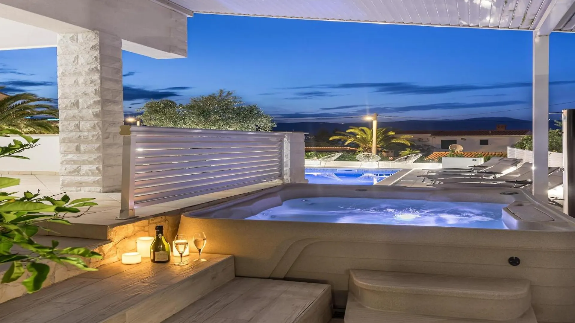 Modern Apartment In Slatine With Terrace Trogir