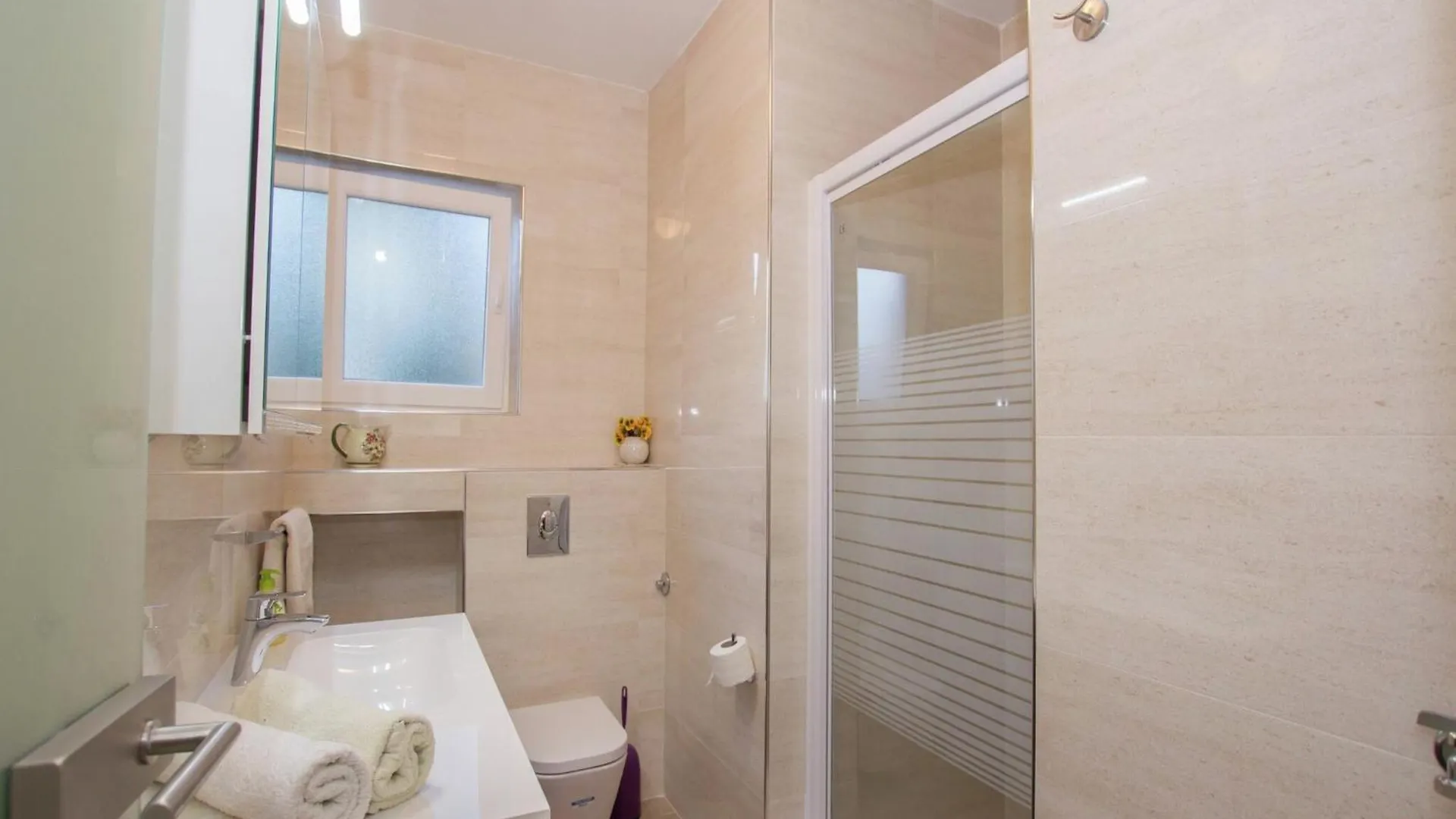 Modern Apartment In Slatine With Terrace Trogir